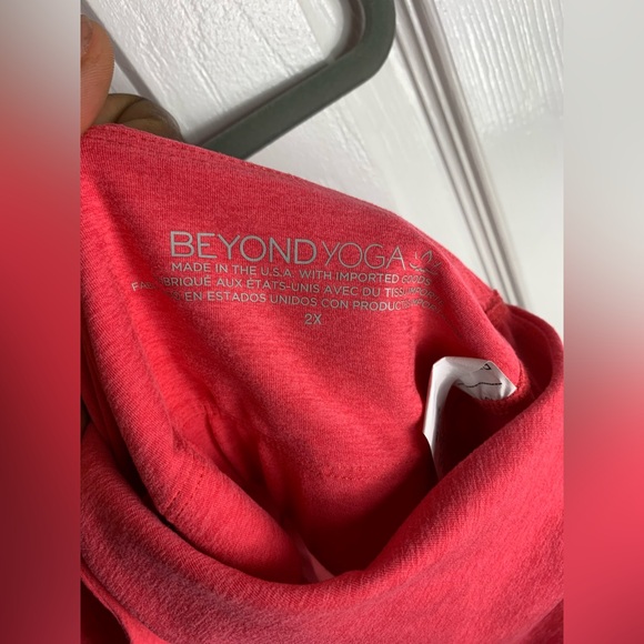 Beyond Yoga Spacedye Focus Cropped Tank Size 2X - Picture 4 of 7